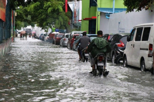 ކުރިއަށް އޮތް 24 ގަޑިއިރު ވެސް މޫސުން ގޯސްވާނެ: މެޓް އޮފީސް