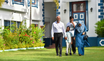 ރައީސްގެ އާއިލާ އާ ގުޅުވައިގެން ސާބިތު ނުހިފޭ ވާހަކަ ދައްކާތީ އެމްޑީޕީ ގޮވައިގެން ކޯޓަށް ދަނީ