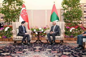 ރައީސް ޑރ. މުއިއްޒު ސިންގަޕޫރުގެ ބޮޑު ވަޒީރާއި ބައްދަލު ކުރައްވައިފި
