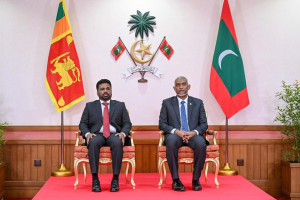 ލަންކާގައި އިންވެސްޓުކުރަން ދިވެހި ވިޔަފާރިތަކަށް ލަންކާގެ ރައީސް ޑިސަނަޔަކެ ދައުވަތު ދެއްވައިފި