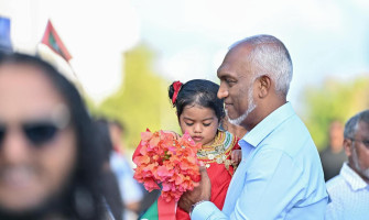 ރައީސް ޑރ. މުއިއްޒަށް, ފުވައްމުލަކު ރައްޔިތުން ނިކުމެ ހޫނު މަރުހަބާއެއް ބަރުތީލަ ކޮށްފި