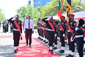 ކަރެކްޝަންްސްގެ މައި އިދާރާ ރައީސް ހުޅުވައިދެއްވައިފި