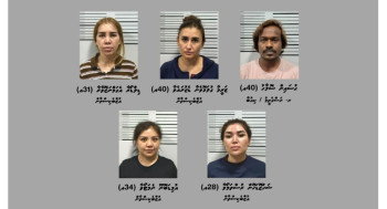ހިޔާ ފްލެޓްގައި ހަށިވިއްކާ އަޒްބަކިސްތާން ދޮން 4 ކަނބަލުންނާއި ދިވެހި ފިރިހެނަކު ހައްޔަރުކޮށްފި