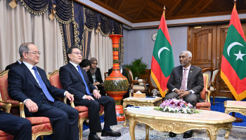 ރާއްޖެ-ޗައިނާ ގުޅުން ބަދަހިކުރަން މަޝްވަރާކުރައްވައިފި