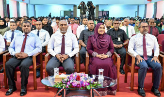 ފޮތް ޗާޕުކުރުމަށް ސަރުކާރުން ލުއިގޮތްތަކެއް ހަމަޖައްސައިދޭނަން: ރައީސް