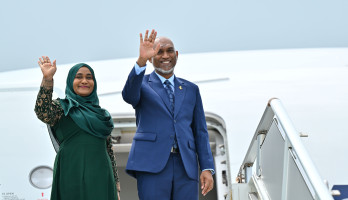 ނުރަސްމީ ދަތުރުފުޅެއްގައި ރައީސް ސިންގަޕޫރަށް