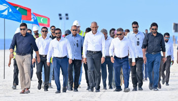 ރައީސް، ގިރާވަރުފަޅުގެ ބިންހިއްކުމުގެ މަސައްކަތް ކުރިއަށްދާ ގޮތް ބައްލަވާލައްވައިފި